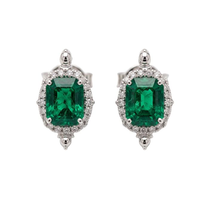 Aretes de oro con esmeraldas naturales